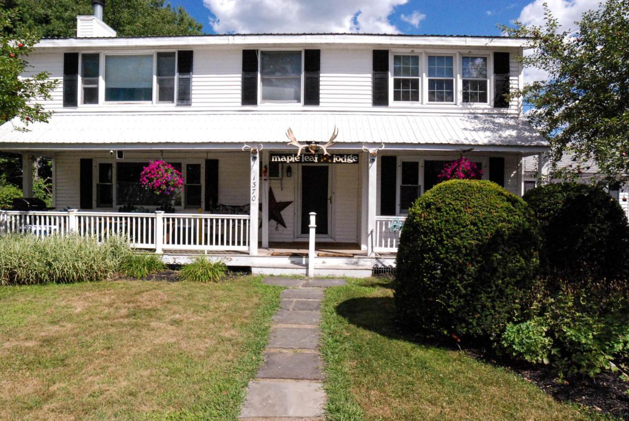 Maple Leaf Lodge Schroon Lake Екстериор снимка