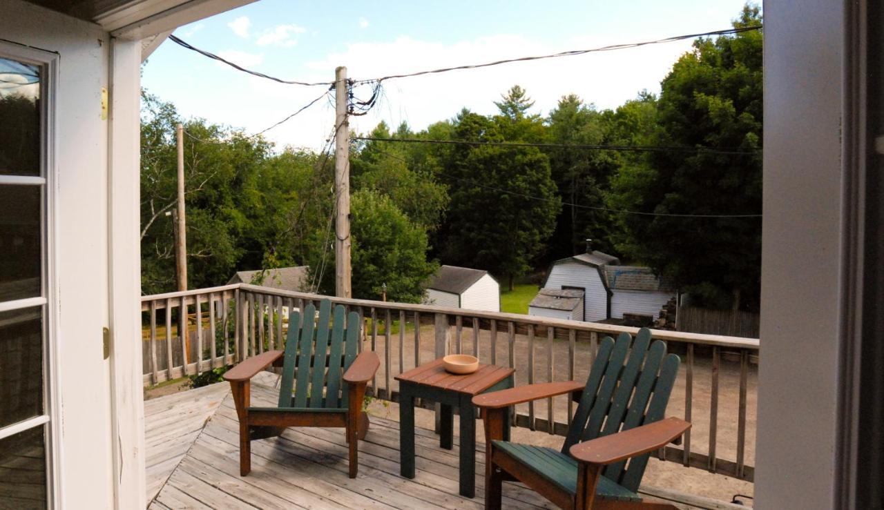 Maple Leaf Lodge Schroon Lake Екстериор снимка