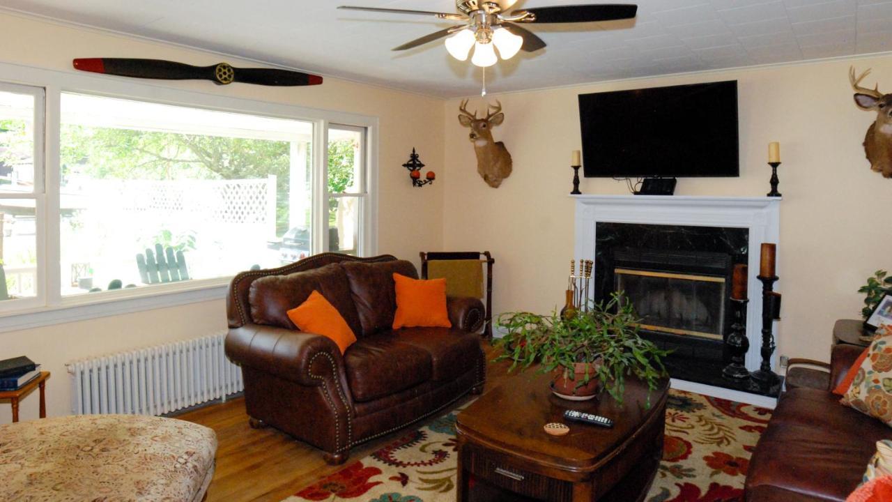 Maple Leaf Lodge Schroon Lake Екстериор снимка